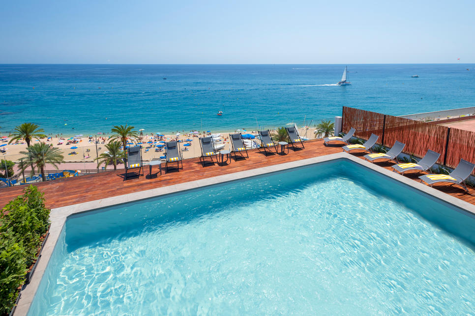 GHT Miratge – Adults Only