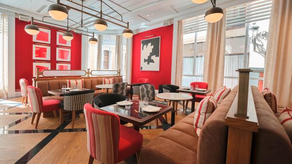 Estimar Valencia  - 4*  - 1