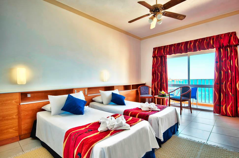 Paradise Bay Hotel Resort 4*, Malte avec Voyages Leclerc ...