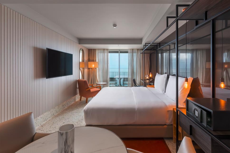 Next hotels. Next hotels. апарт отель next. кипр отель вид с окна. общага аграрного университета ставрополь.